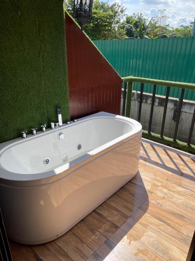 Noree Jacuzzi House Ban Phan Sadet Nai Exterior foto